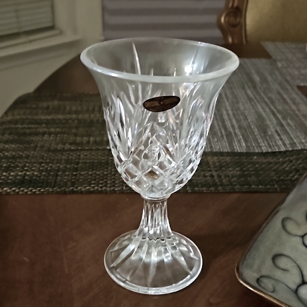 Crystal Pedestal Vase. 7 1/2in Tall. Antiques.
